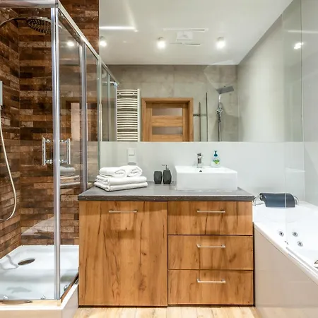 Appartamento Marvels Place With Parking And Ac Cracovia